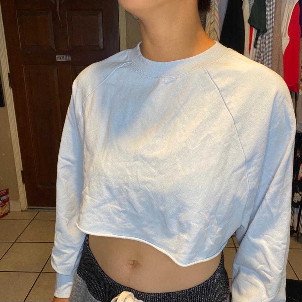 ALO YOGA RAGLAN_SLEEVE CROPPED SWEATSHIRT
